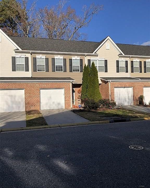 1st image of 210 Citizens Ln