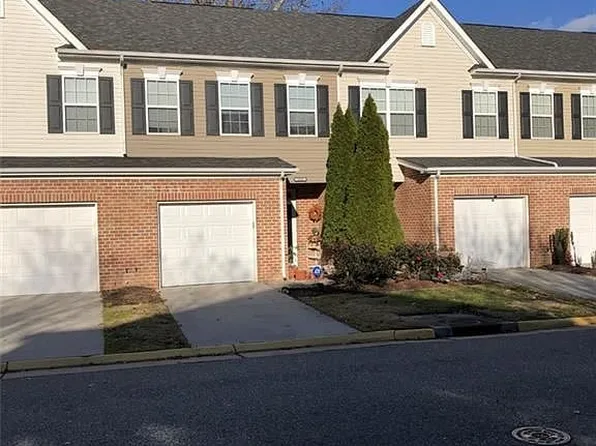 210 Citizens Ln, Newport News, VA 23602