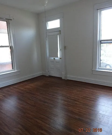 238 W Hubbard Ave #1 — Photo 3