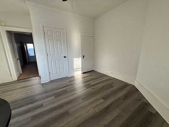 4th image of 1327 Wisconsin Ave