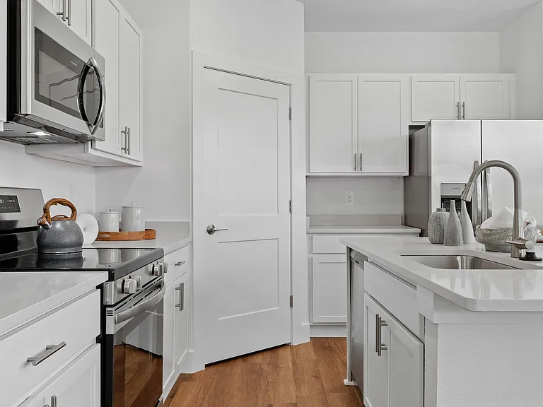 Highland Ridge Townhomes — Photo 10