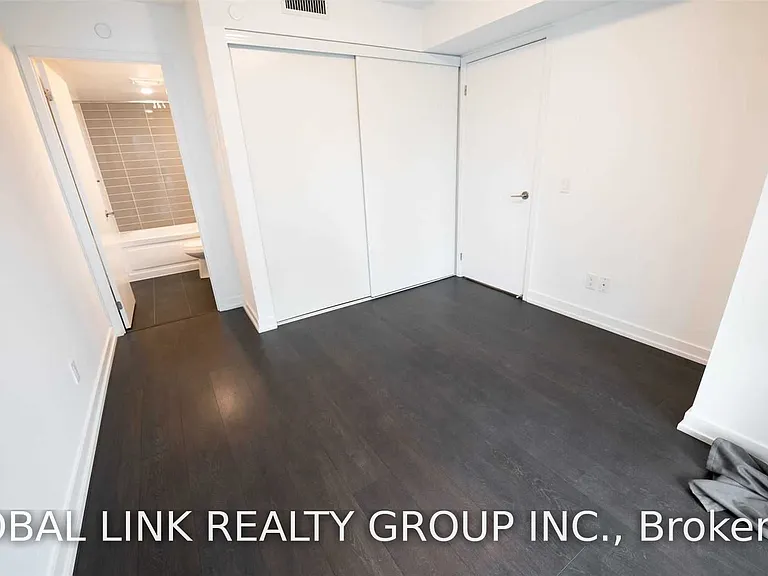 125 Redpath Ave #407 — Photo 12