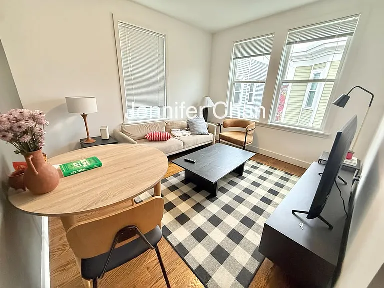 25 Marney St #3 — Photo 1