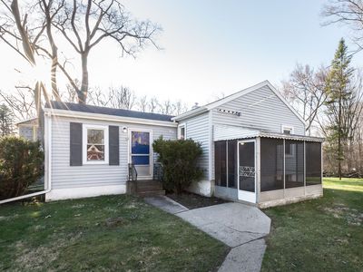 279 Beachway St, Whitmore Lake, MI, 48189