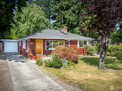 12515 2nd Avenue NE, Seattle, WA, 98125