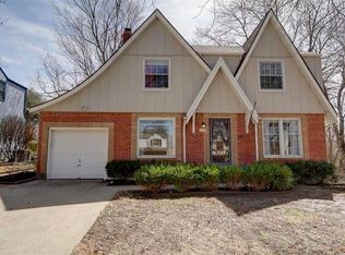 415 E 80th St, Kansas City, MO 64131