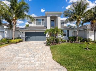 4193 Bluegrass Dr, Fort Myers, FL 33916