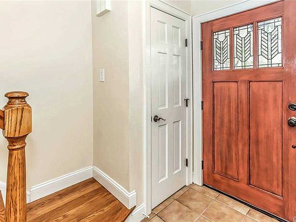 4th image of 51 Elderwood Ln