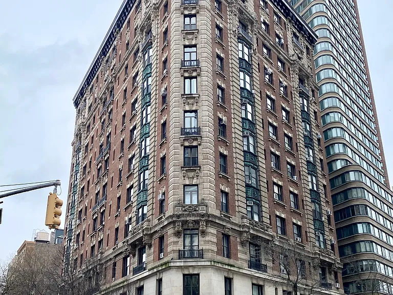 140 W 69th St #29A — Photo 11