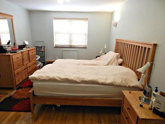 3rd image of 2315 E 13th St #1B