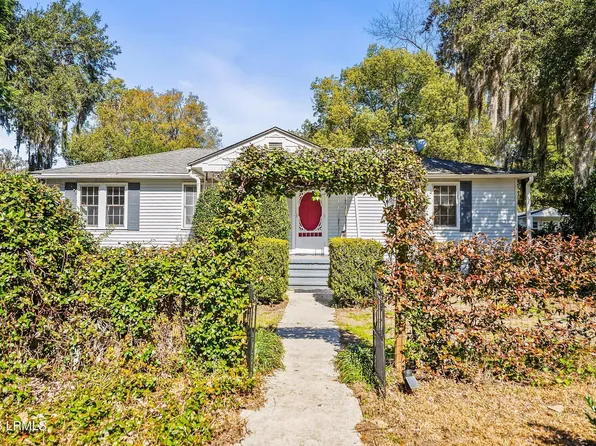 923 La Chere St, Beaufort, SC 29902