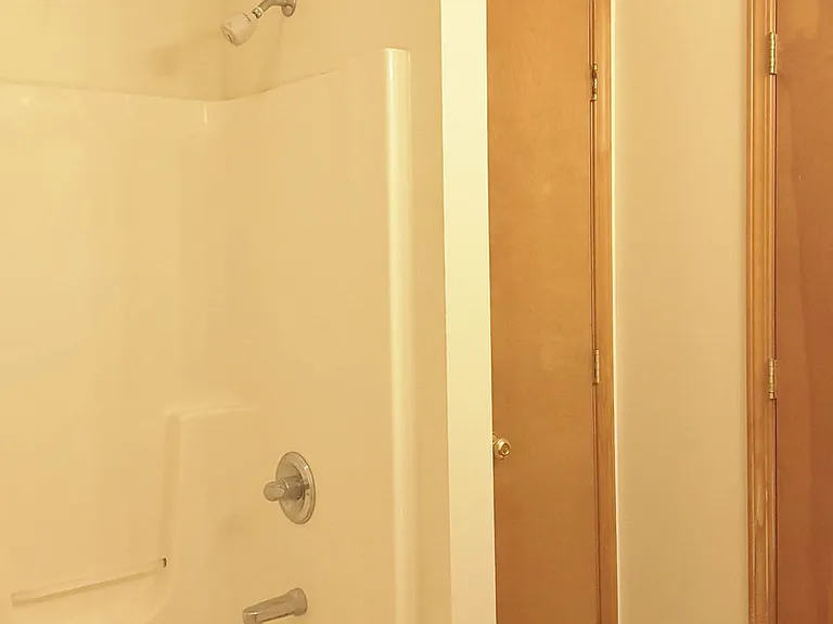 216 Stonewall Ct — Photo 8