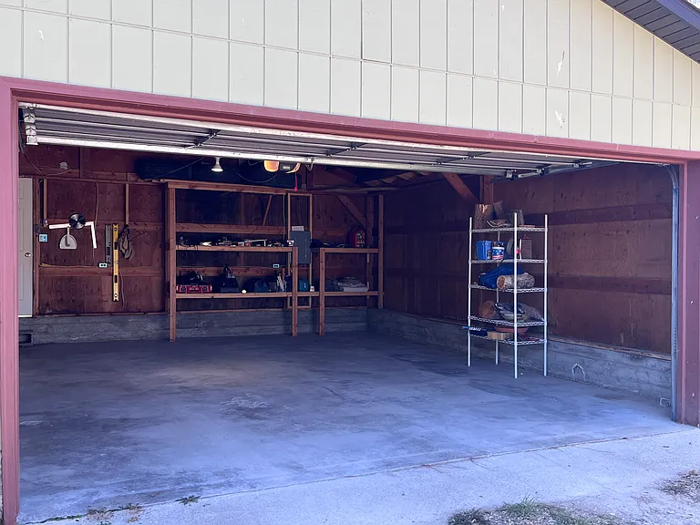 814 Stuart St — Photo 41