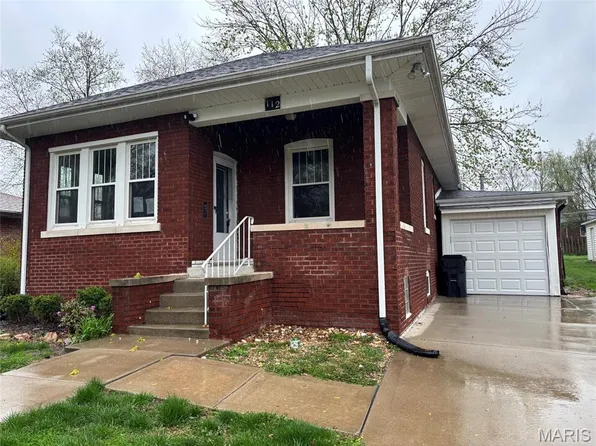 112 N 41st St, Belleville, IL 62226