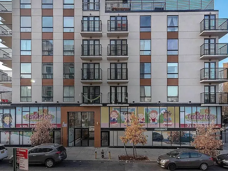 810 Flushing Ave #4I — Photo 11