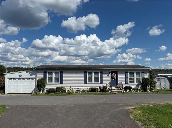 5600-72 Shute Rd, La Fayette, NY 13084