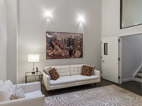 5th image of 107 E 31st St APT 1A