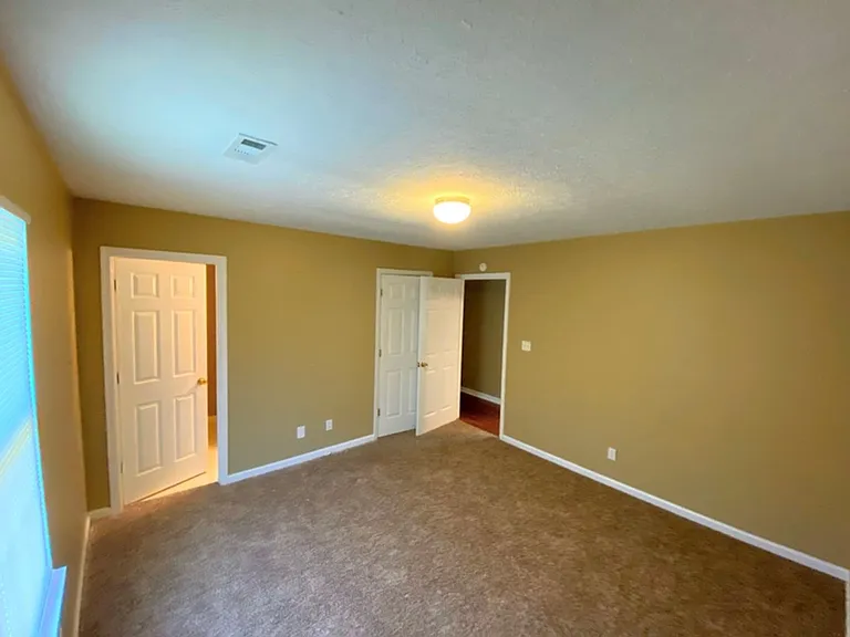 597 Jefferson Manor Dr — Photo 8