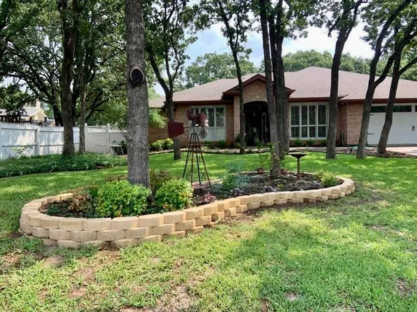 5303 Tioga Ct, Granbury, TX 76049