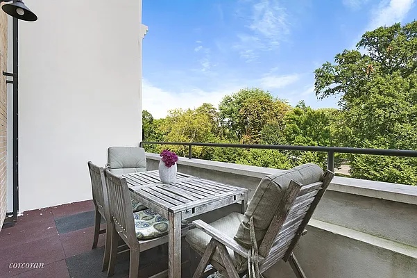 Rented by Corcoran | media 16