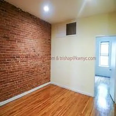 Rented by Keller Williams NYC | media 8