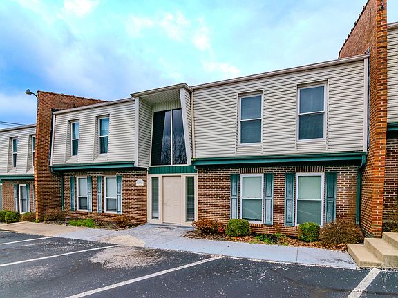 2nd image of 1310 Louisville Rd APT 40