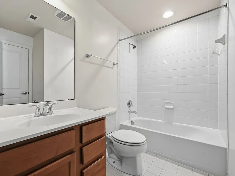 7833 Wormans Mill Rd — Photo 9