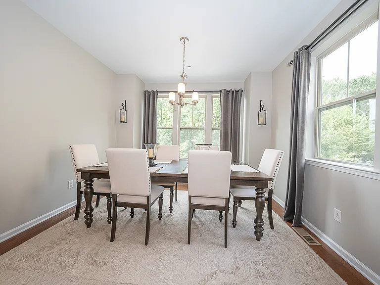 9 Treyburn Dr — Photo 15