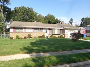 16 Livingstone Rd, Sewell, NJ 08080