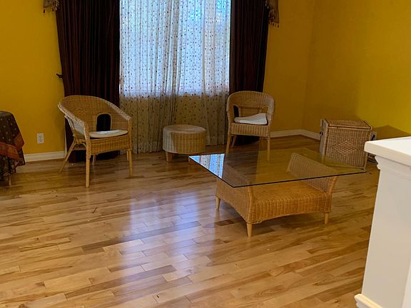 Living room (Great room concept)
