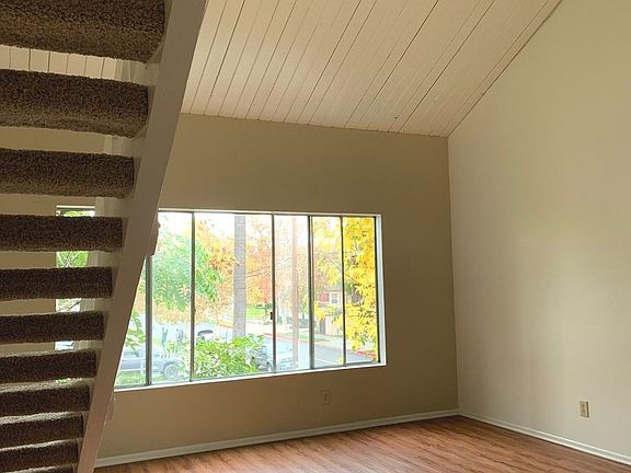 3rd image of 820 N Spurgeon St APT 15