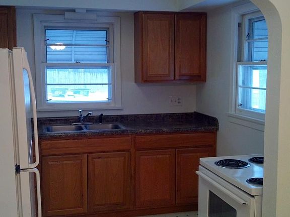 5th image of 2023 Eileen Rd