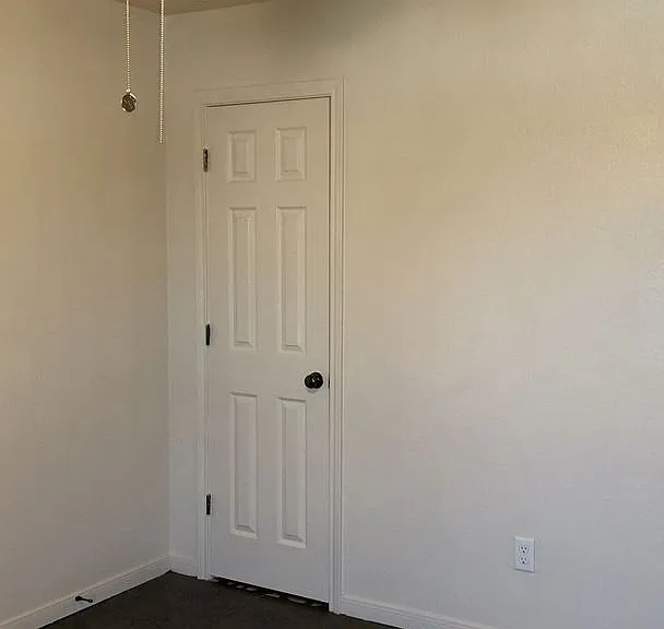 1409 Nicholas Cir #B — Photo 15