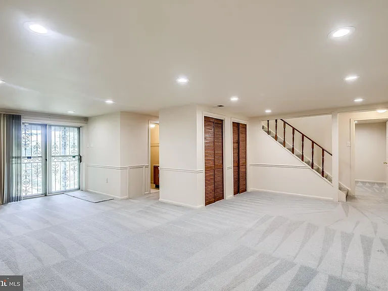 6 Rippling Brook Ct — Photo 22