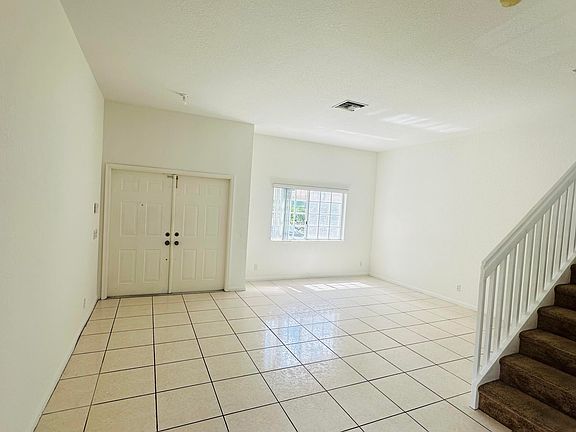 3rd image of 7634 NW 99th Way NW