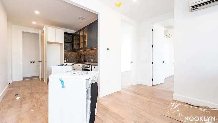 Rented by Nooklyn NYC LLC | media 4