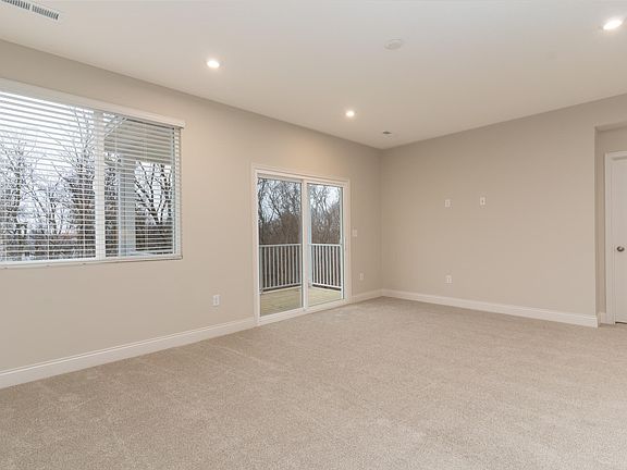 4th image of 2618 Timberside Dr