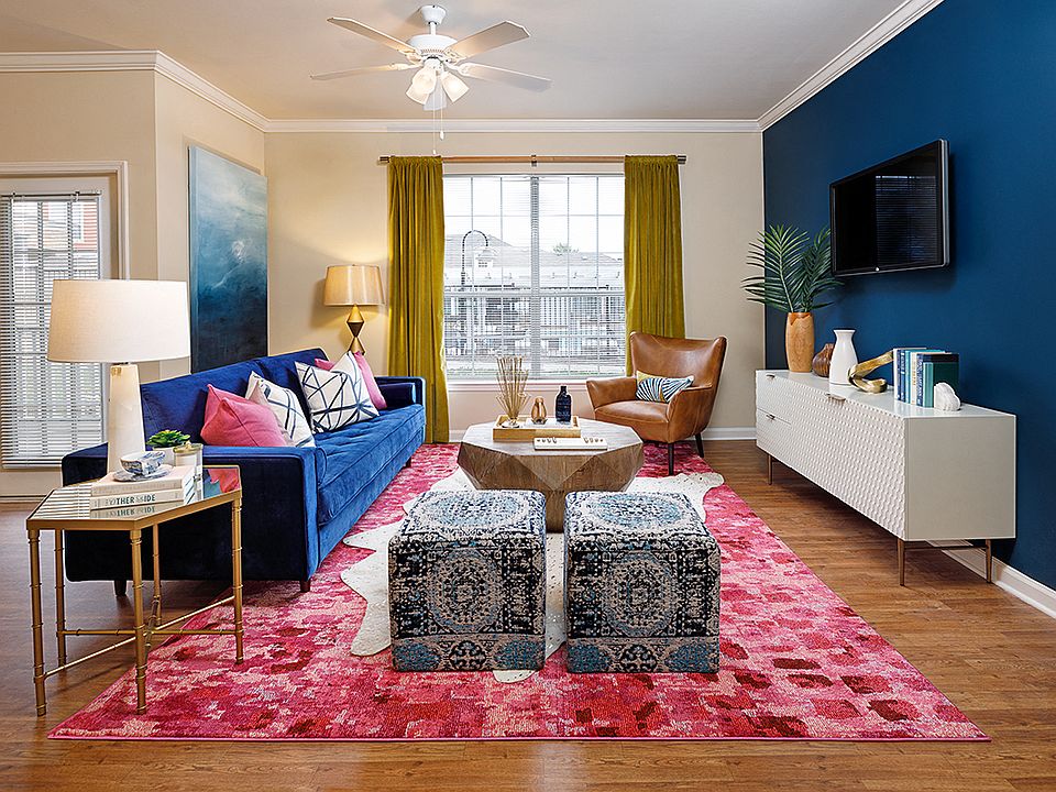 Topsail Model Living