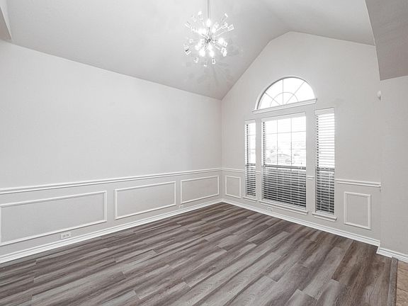 5th image of 11208 Whispering Brook Ln