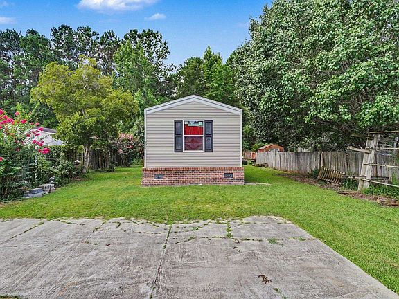 2nd image of 9097 Baywood Circle