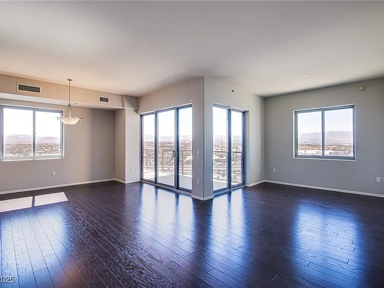 8255 Las Vegas Blvd S #1702 — Photo 24