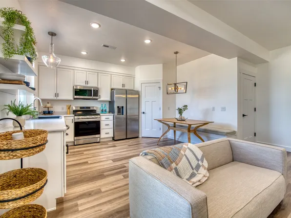1093 Learning Loop, Hamilton, MT 59840