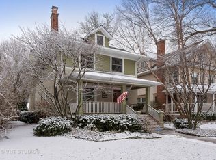 1203 Elmwood Ave, Wilmette, IL 60091