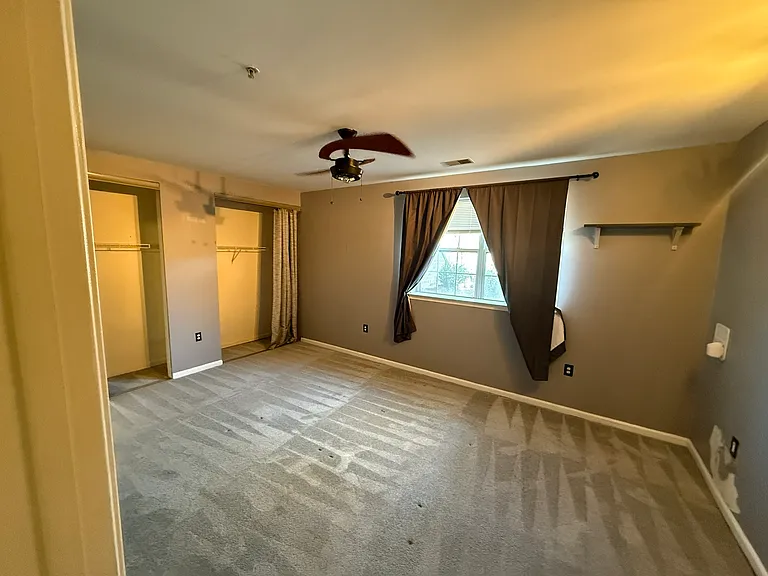 1160 Wickford Ct #10F — Photo 14
