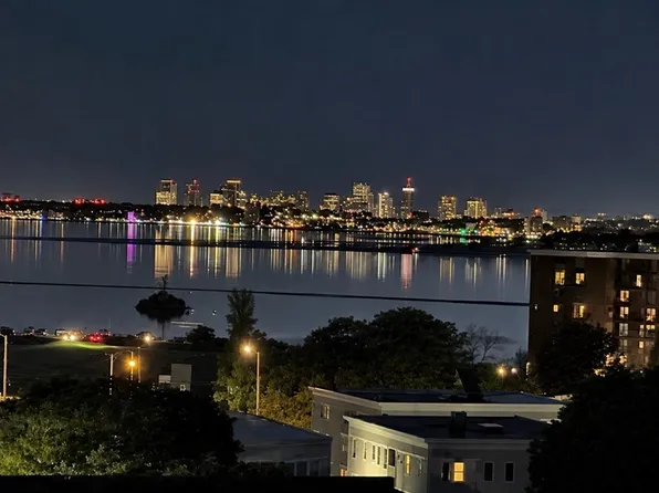 300 Lynn Shore Dr APT 1001, Lynn, MA 01902