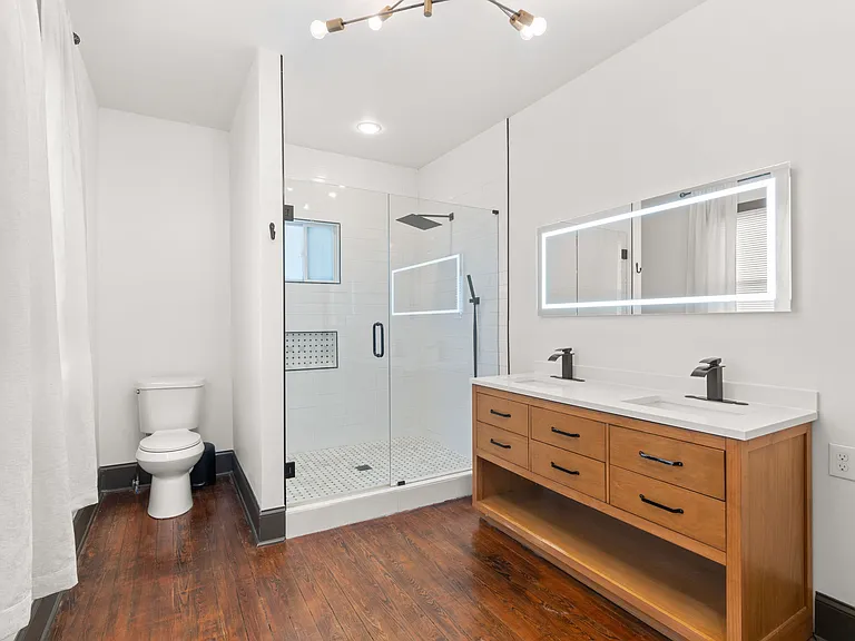 4910 Saint Elmo Ave — Photo 14