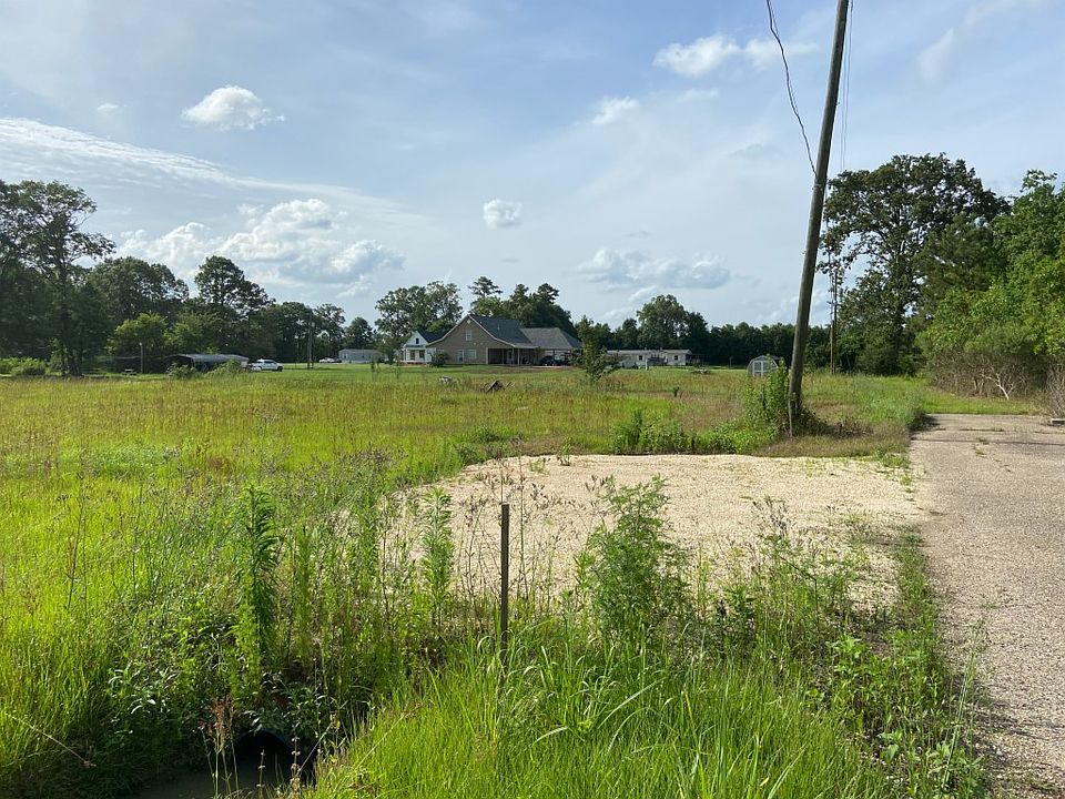 2nd image of 15049 Claude Michael Rd
