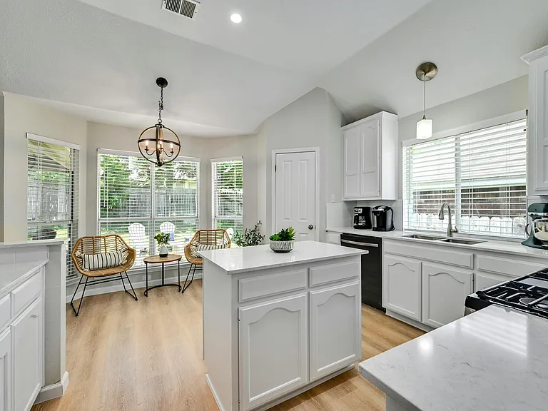 14309 Terisu Ln — Photo 3