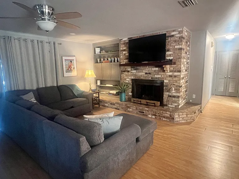 1131 Perdido Manor Dr — Photo 42