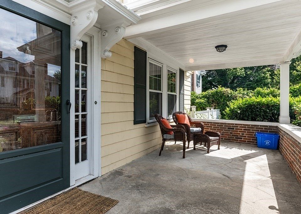 195 Bedford St, New Bedford, MA 02740 MLS 73148962 Zillow